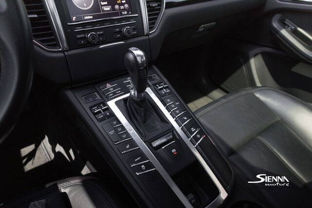 2016 Porsche Macan S