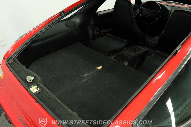 1989 Porsche 928 S4