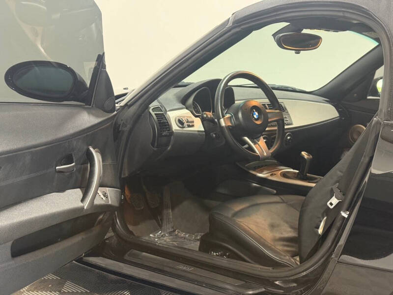 2003 BMW Z4 3.0i