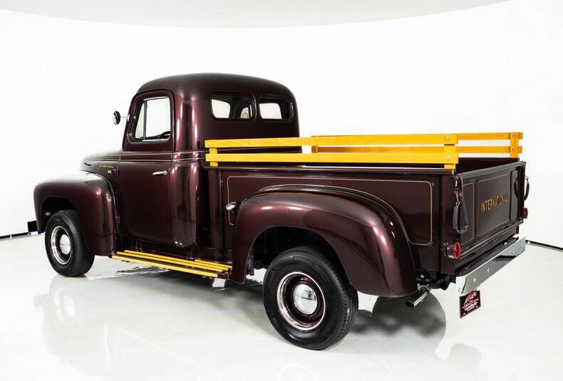 1954 International R100