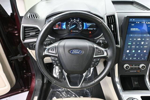 2021 Ford Edge Titanium