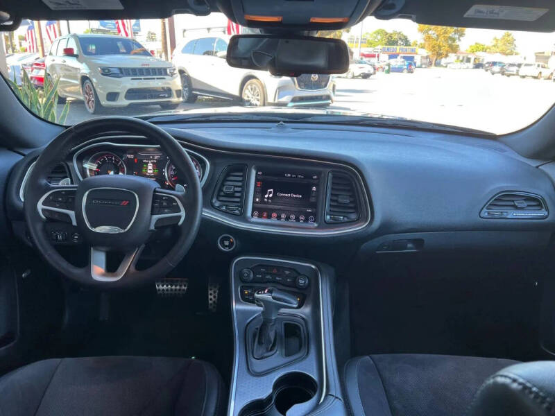 2017 Dodge Challenger