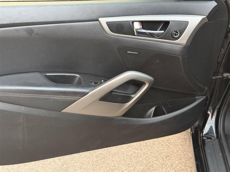 2016 Hyundai Veloster