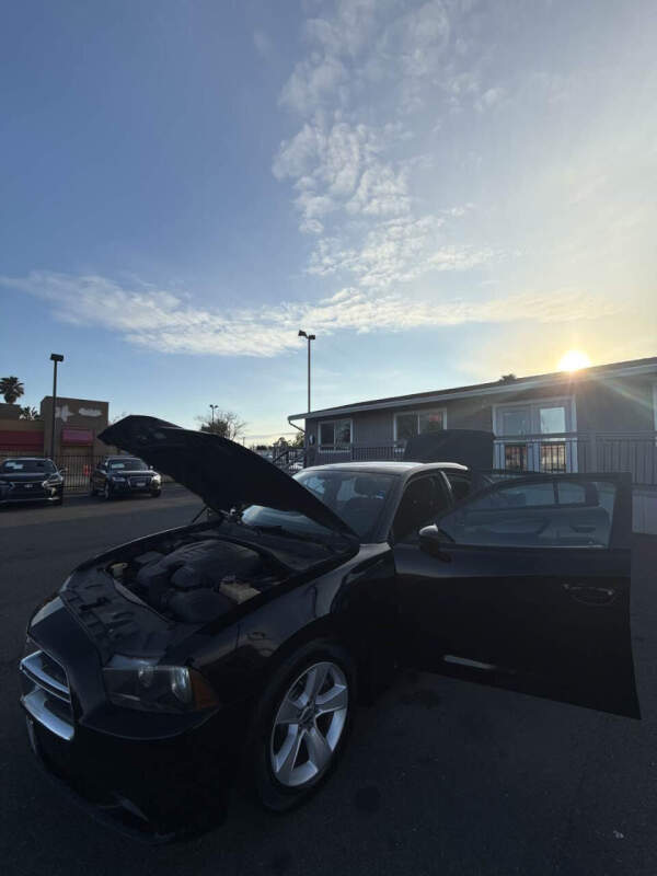 2014 Dodge Charger SE