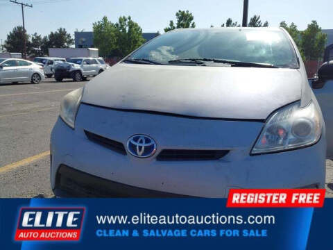 2015 Toyota Prius Three