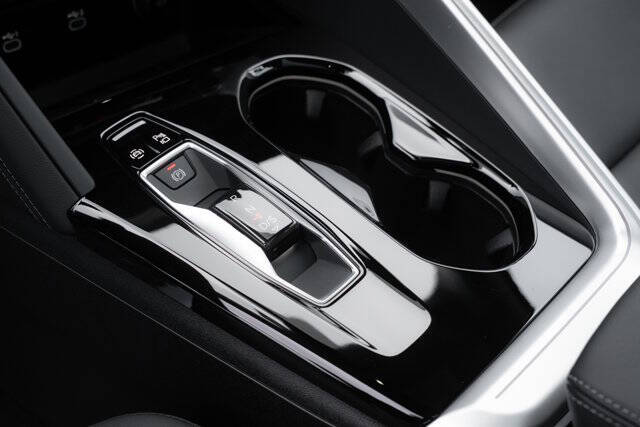 2025 Audi Q5 quattro Premium Plus TFSI