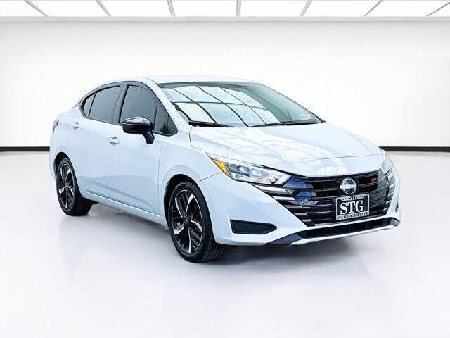 2023 Nissan Versa SR