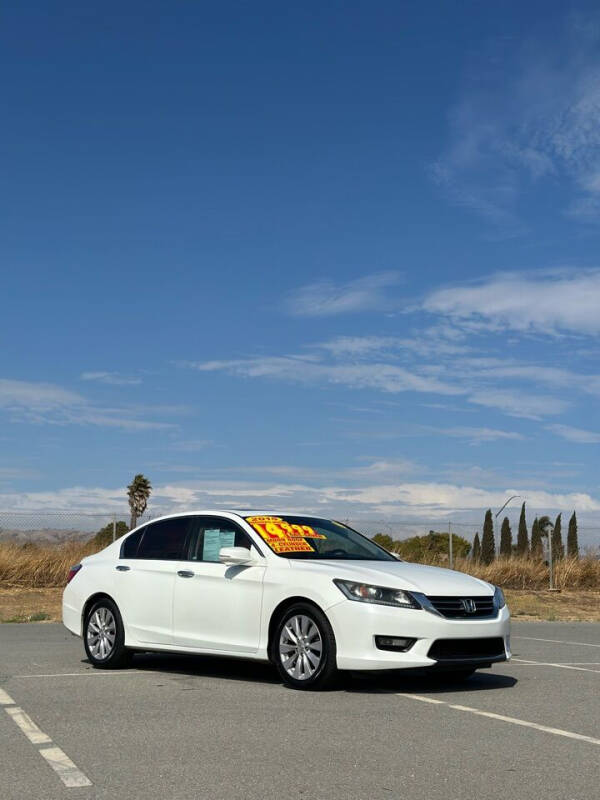 2015 Honda Accord for sale at Valdez Auto Sales in Gonzales CA