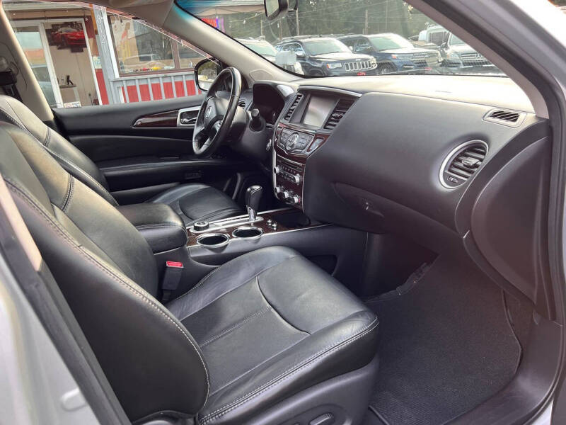 2014 Nissan Pathfinder Platinum