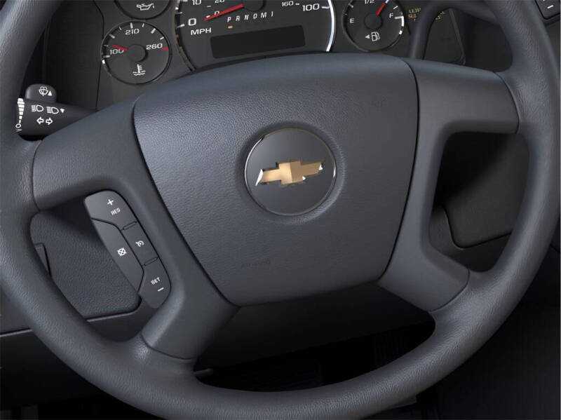 2025 Chevrolet Express LS 3500