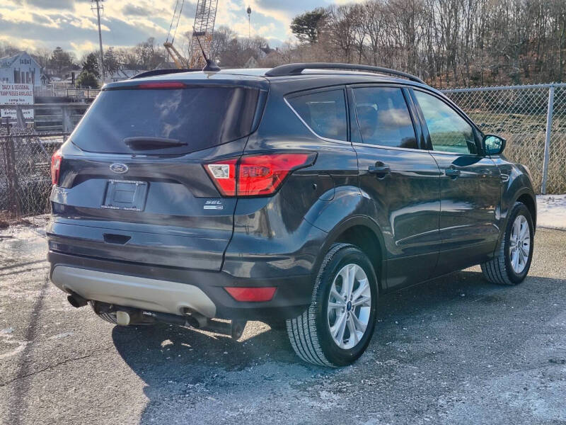 2019 Ford Escape SEL