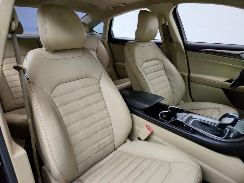 2014 Ford Fusion Energi SE