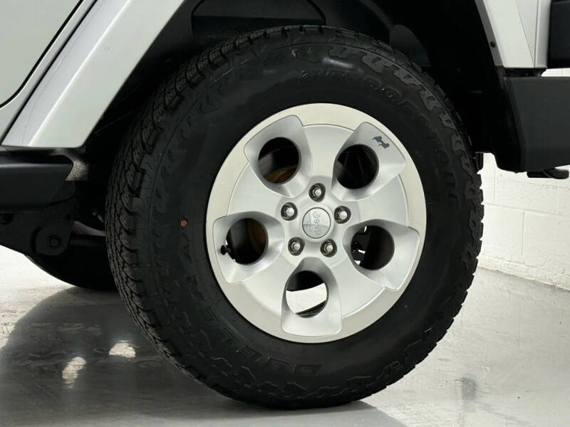 2011 Jeep Wrangler Unlimited Sahara