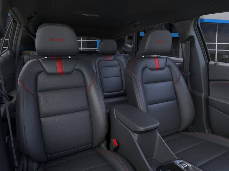 2025 Chevrolet Trax RS