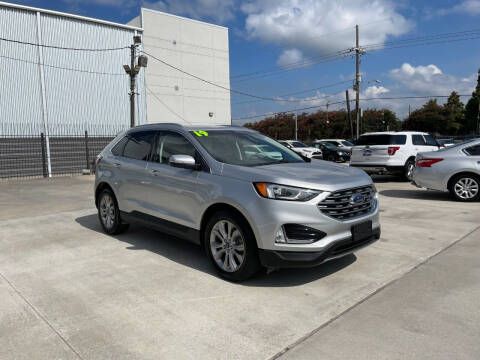 2019 Ford Edge Titanium