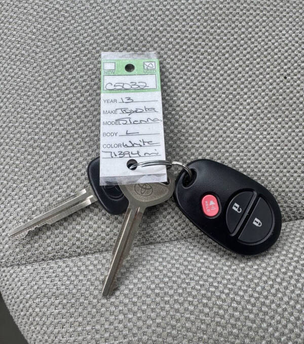 2013 Toyota Sienna L 7-Passenger