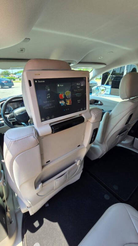 2018 Chrysler Pacifica Touring L Plus