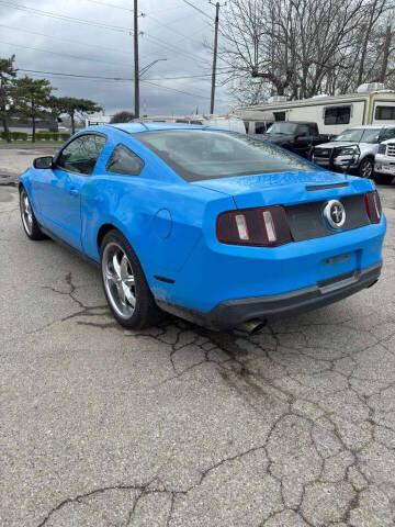 2012 Ford Mustang V6