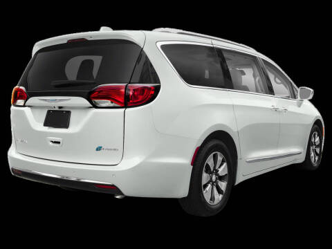 2017 Chrysler Pacifica Hybrid Platinum