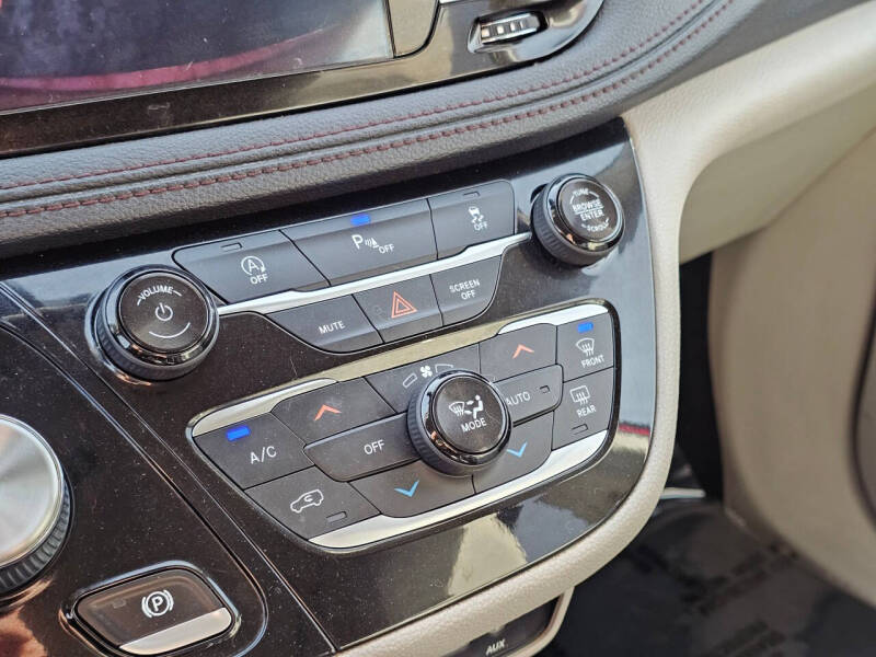 2020 Chrysler Pacifica Limited