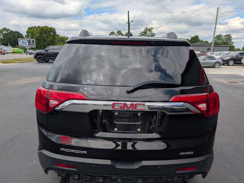 2017 GMC Acadia SLT-1
