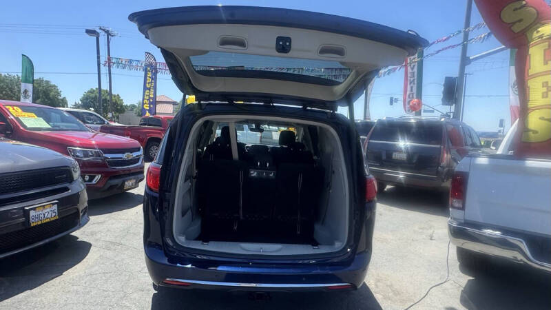 2018 Chrysler Pacifica Touring Plus
