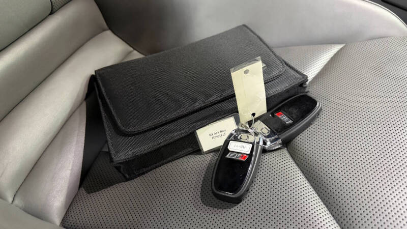 2017 Audi R8 5.2 quattro V10 Plus