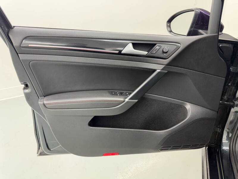 2017 Volkswagen Golf GTI Autobahn