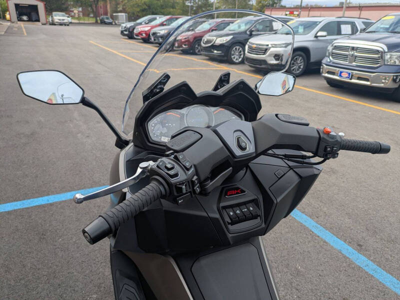 2026 Kymco AK 550i