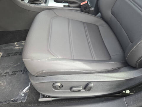 2021 Volkswagen Passat R-Line