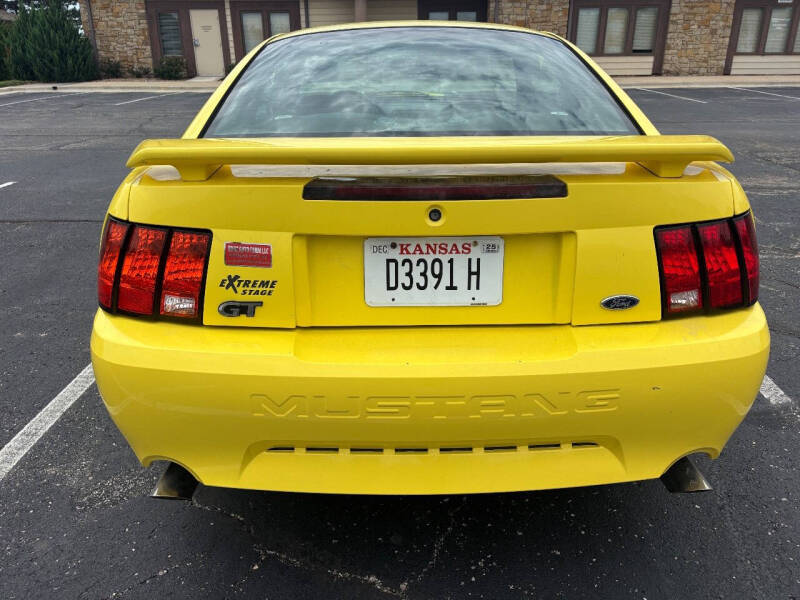 2001 Ford Mustang GT