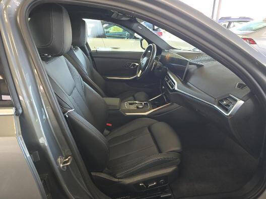 2024 BMW 3 Series 330i