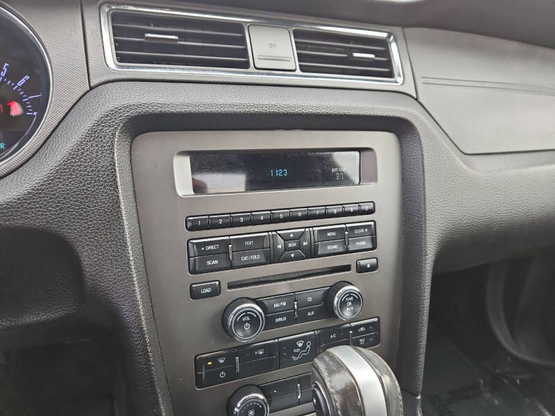 2013 Ford Mustang V6