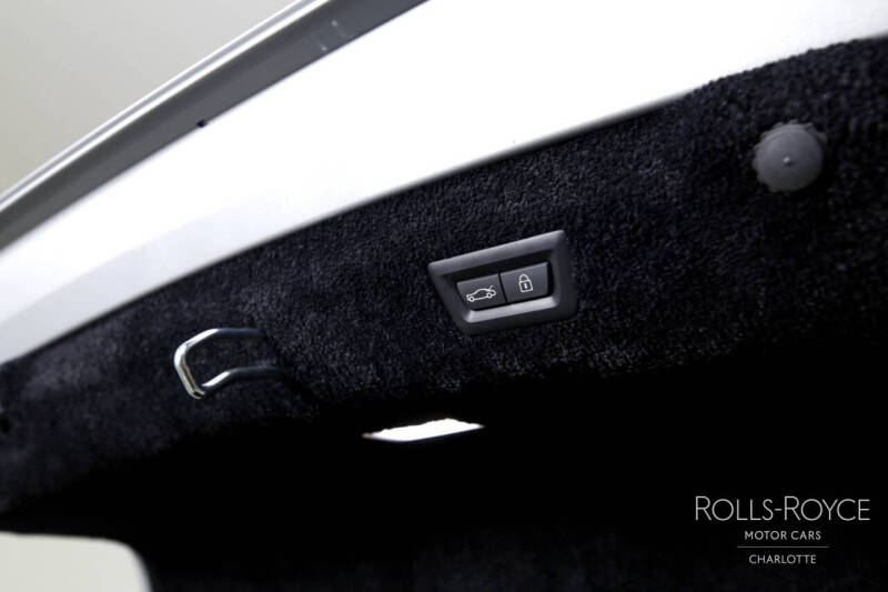 2024 Rolls-Royce Phantom