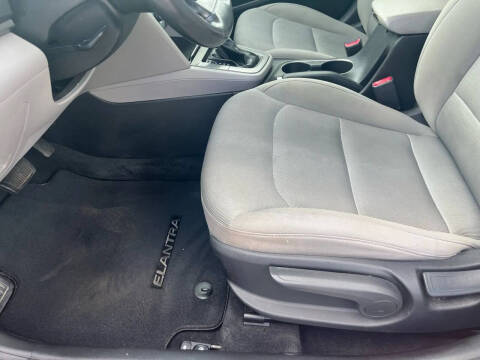 2018 Hyundai Elantra