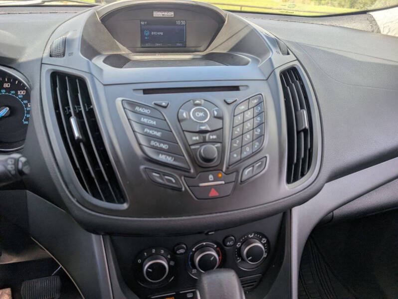2015 Ford Escape S