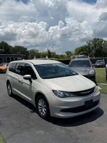 2017 Chrysler Pacifica Touring