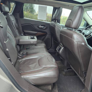 2017 Jeep Cherokee Trailhawk L Plus