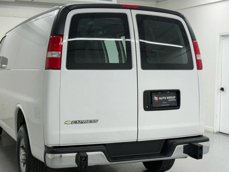 2021 Chevrolet Express 2500