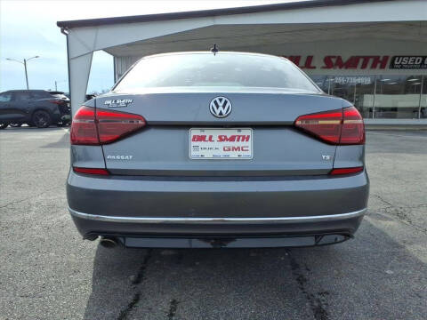 2018 Volkswagen Passat 2.0T R-Line