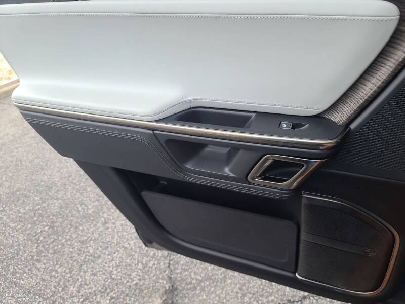 2023 Rivian R1S Launch Edition