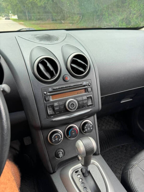 2011 Nissan Rogue S Krom