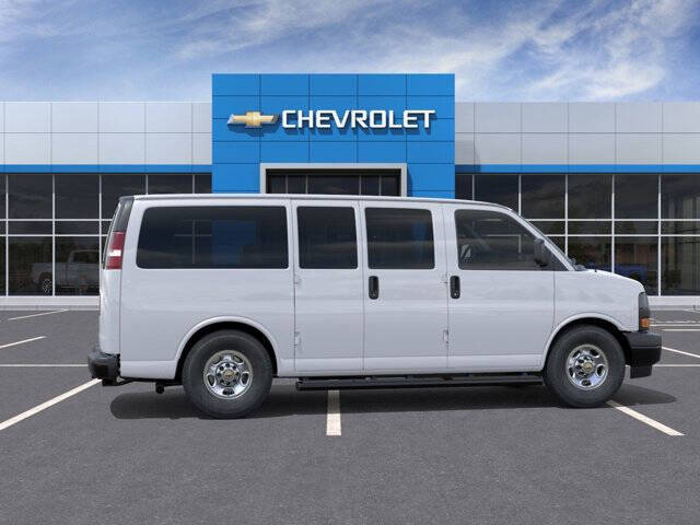 2025 Chevrolet Express LS 2500