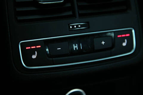 2018 Audi A4 2.0T quattro Premium Plus