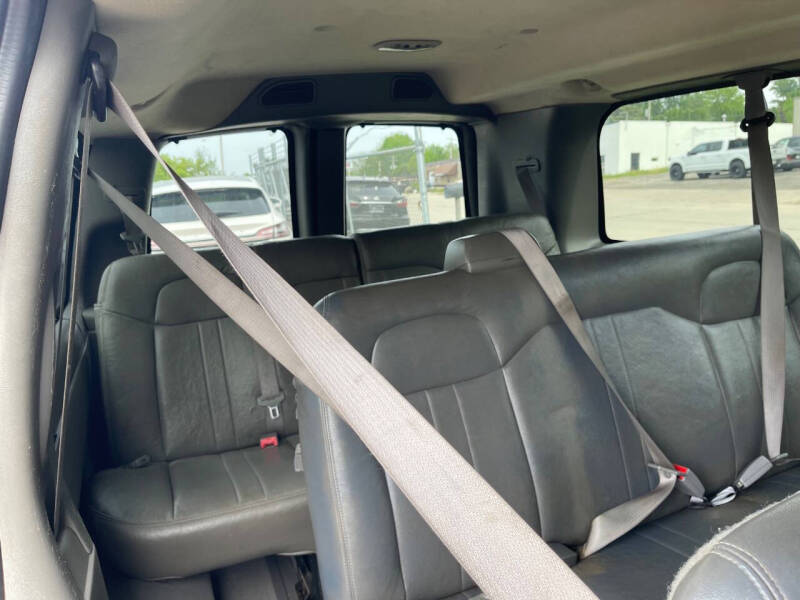 2015 Chevrolet Express LS 2500