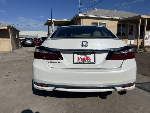 2016 Honda Accord LX
