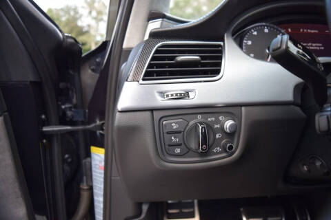 2015 Audi S8 4.0T quattro