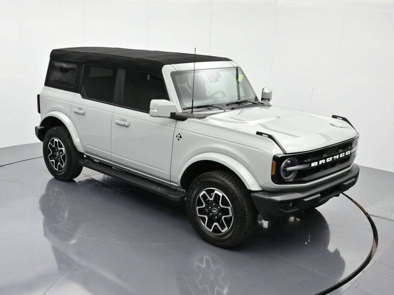 2024 Ford Bronco Outer Banks