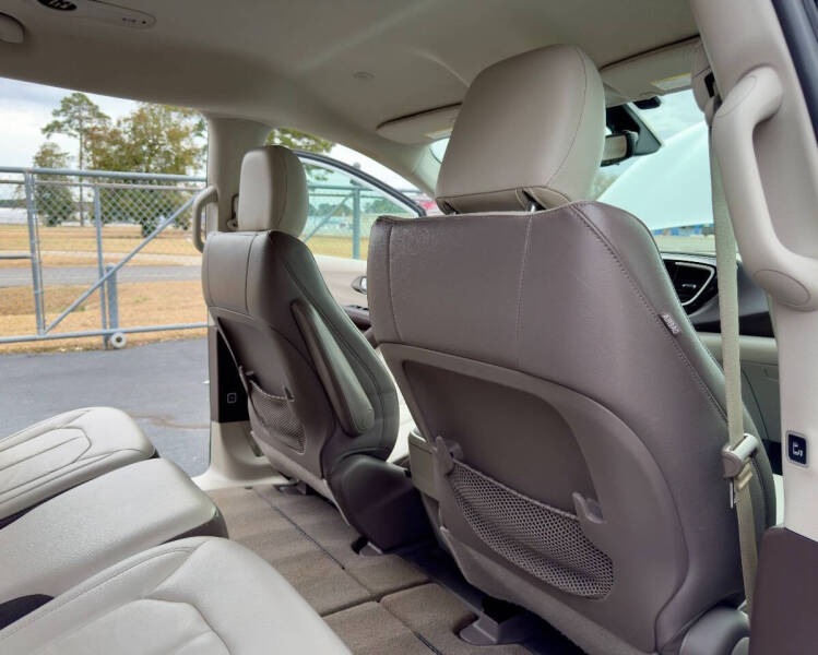 2017 Chrysler Pacifica Touring Plus