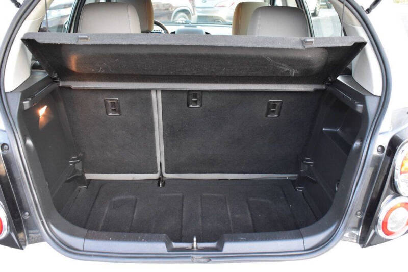 2016 Chevrolet Sonic LS Auto